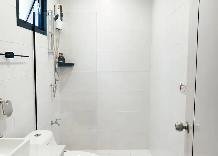Fivehouse Silom2 Soi11 Heart Silom Bts 7min *
