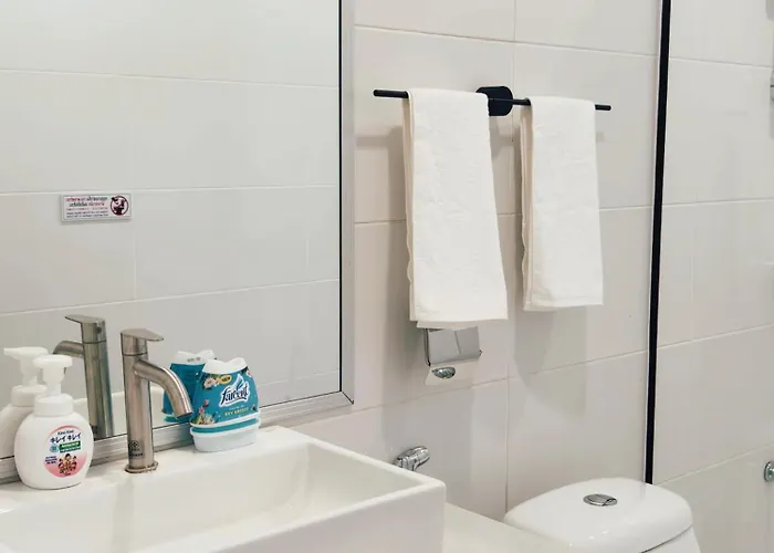 Villa Fivehouse Silom2 Soi11 Heart Silom Bts 7min Bangkok