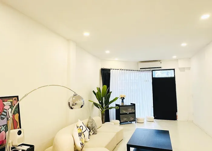 Villa Fivehouse Silom2 Soi11 Heart Silom Bts 7min *