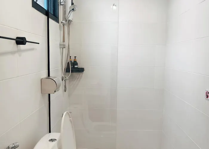 Fivehouse Silom2 Soi11 Heart Silom Bts 7min *