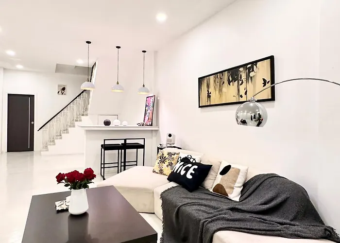 Villa Fivehouse Silom2 Soi11 Heart Silom Bts 7min *