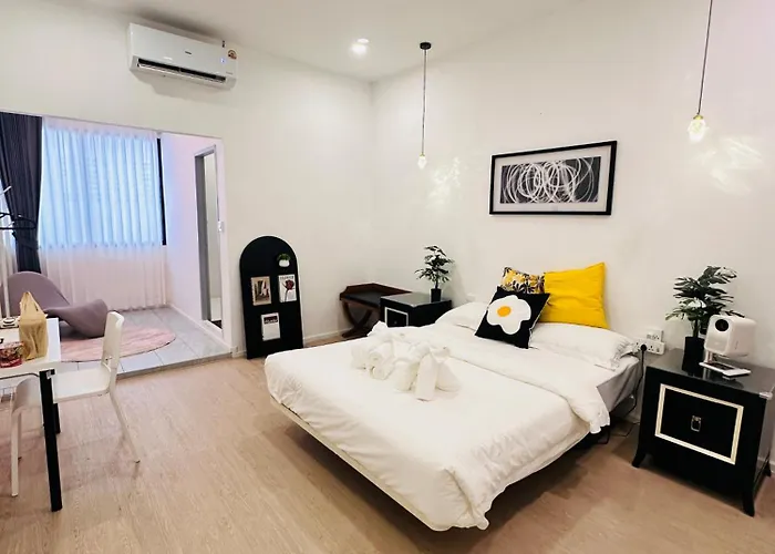 Fivehouse Silom2 Soi11 Heart Silom Bts 7min Villa