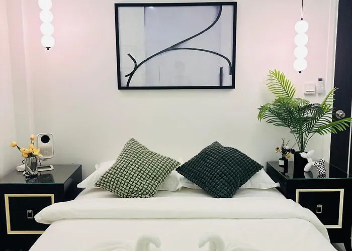 Fivehouse Silom2 Soi11 Heart Silom Bts 7min Villa *