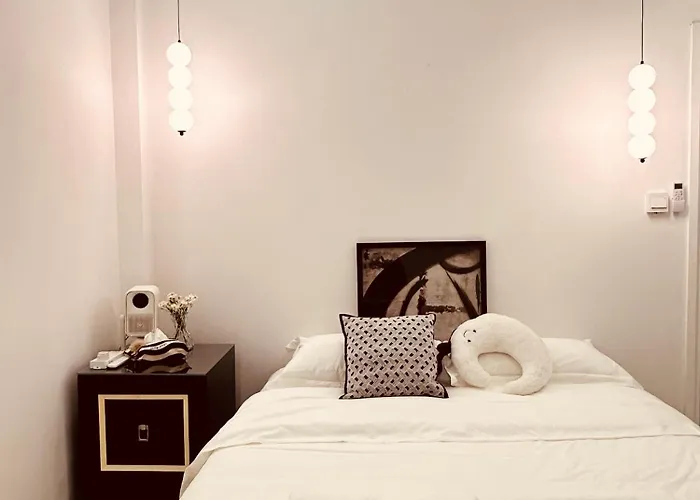 Fivehouse Silom2 Soi11 Heart Silom Bts 7min Bangkok